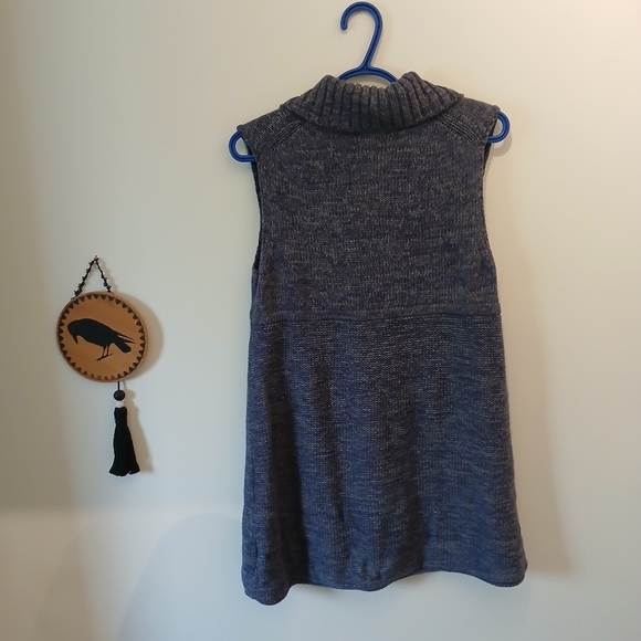 Cottagecore Knit Sweater Vest - Picture 8 of 10